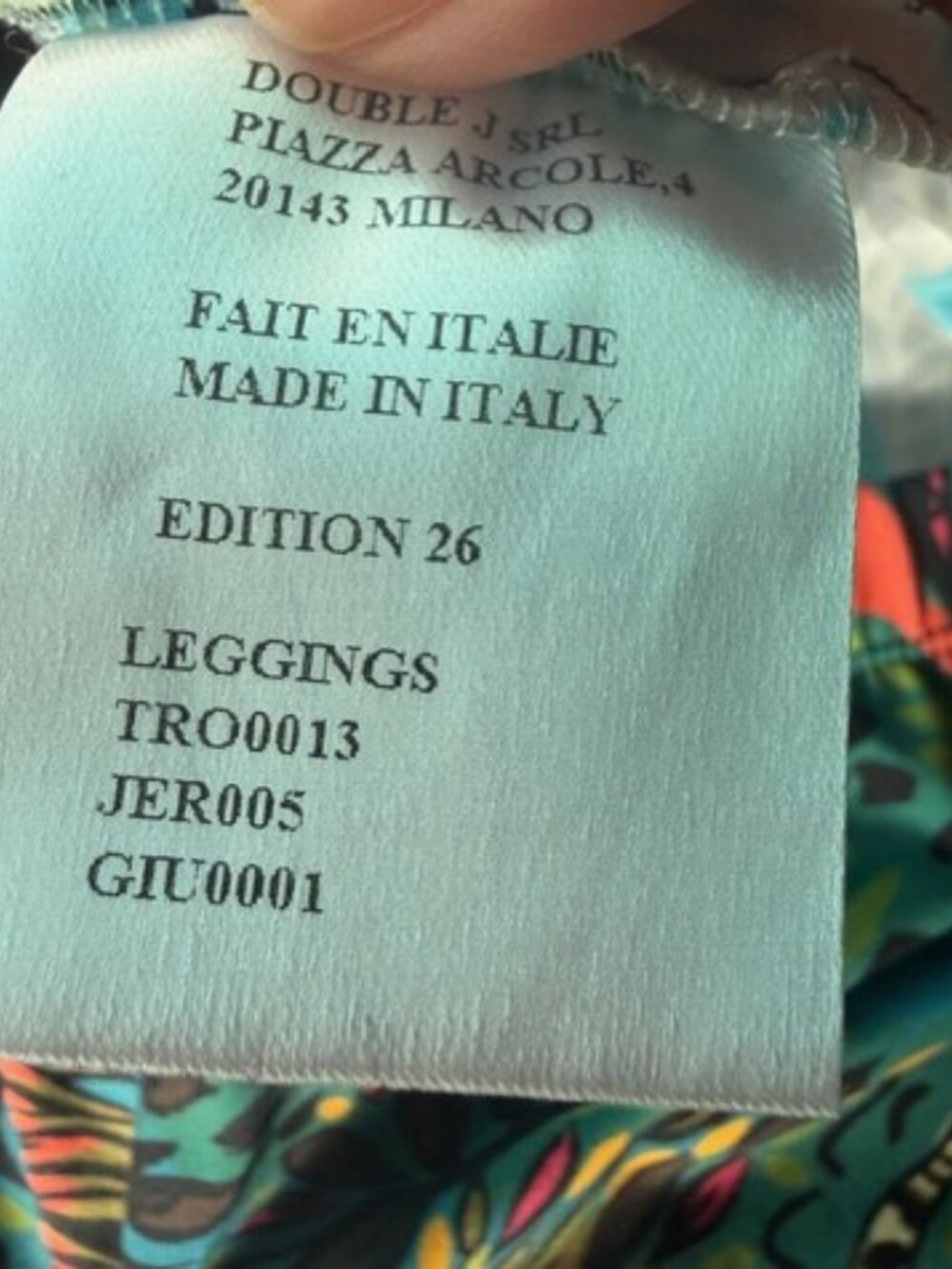 LA DoubleJ Leggings in Colorful Print - Picture 6 of 7